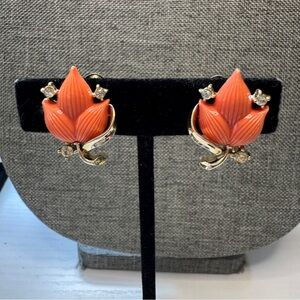 Vintage Lisner Coral Thermoset Lucite & Rhinestone Clip-on Earrings